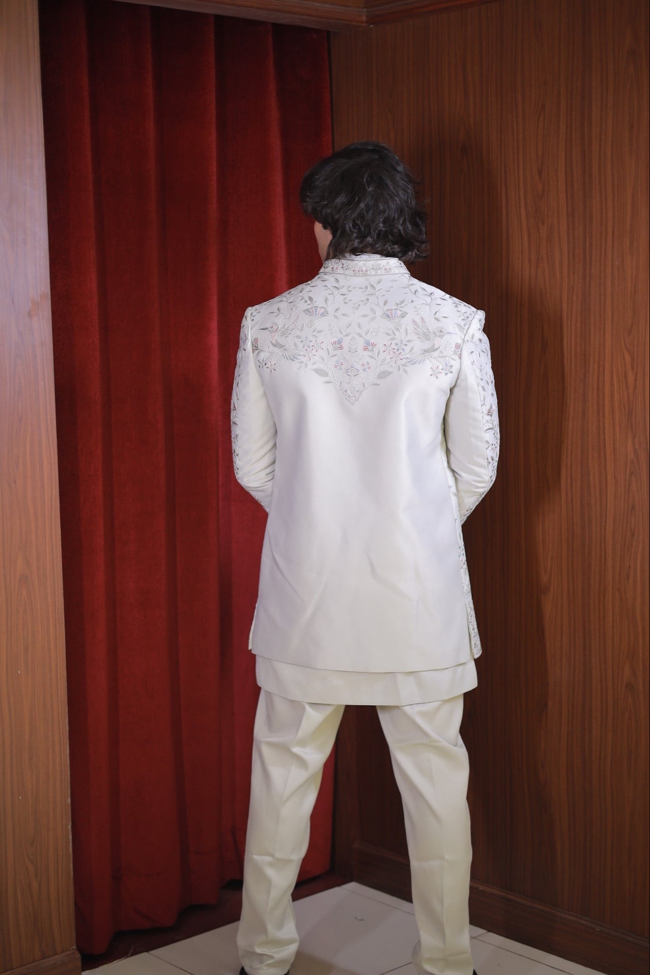 GREY EMBROIDERED BANDHGALA SET