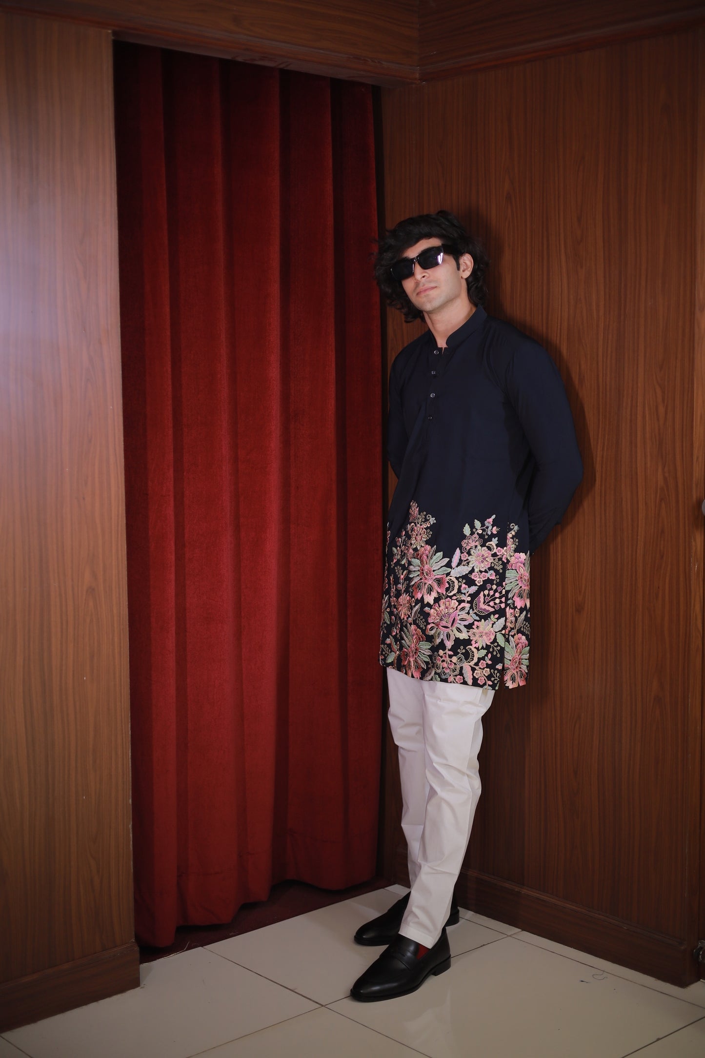 NAVY BLUE EMBROIDERED KURTA