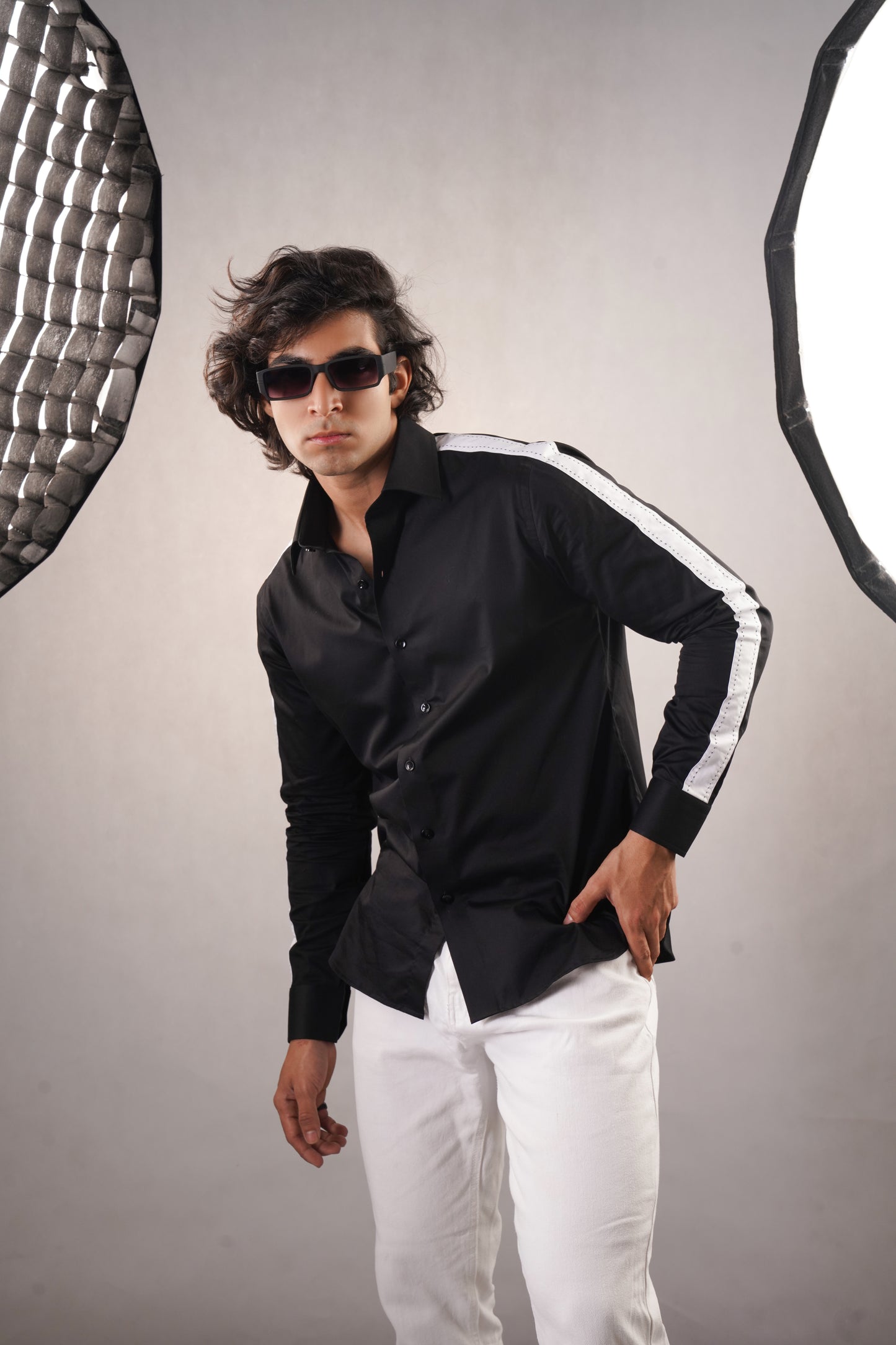 HYPERLINE BLACK SHIRT