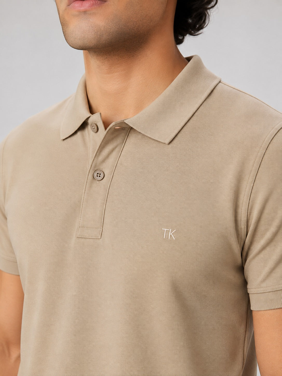 KHAKI PIQUE EXECUTIVE TUCK-IN POLO