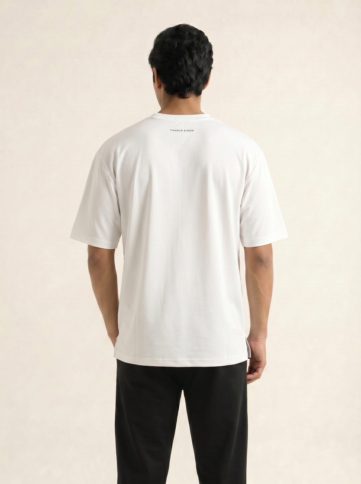 WHITE EVERYDAY ESSENTIAL TEES