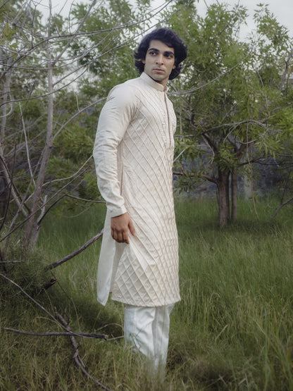 Crisscross Pleated Kurta Set